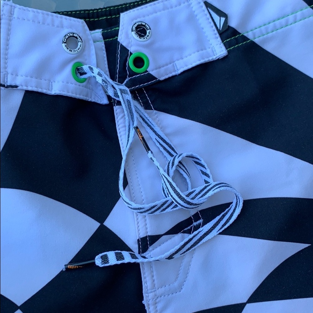 Board shorts - Picture 4 of 6